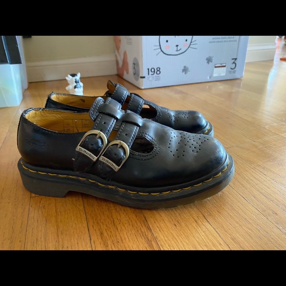 Dr. Martens Mary Jane